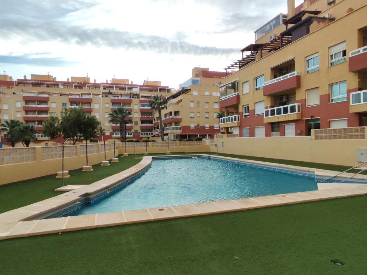 Piso Torrequebrada * Roquetas de Mar